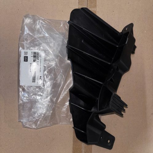 Bát bắt đèn pha phải Kia Sedona Mã 86552A9000